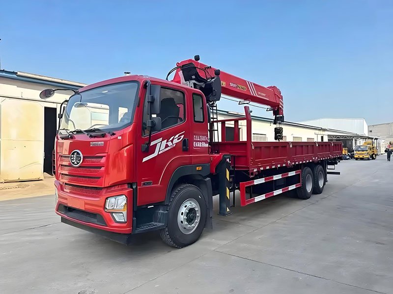 Used FAW 12 Ton Truck Mounted Crane