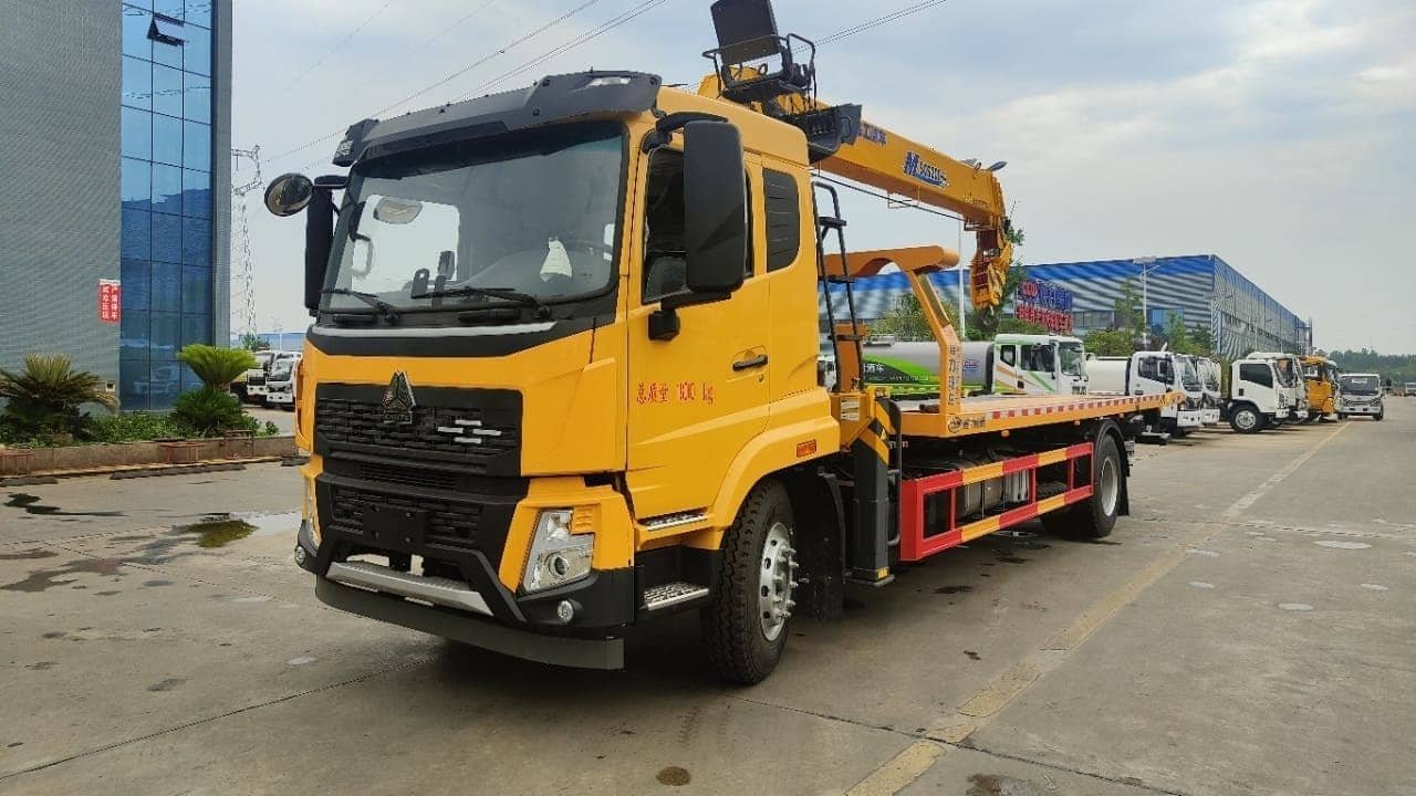 sinotruk truck mounted crane manufacturer