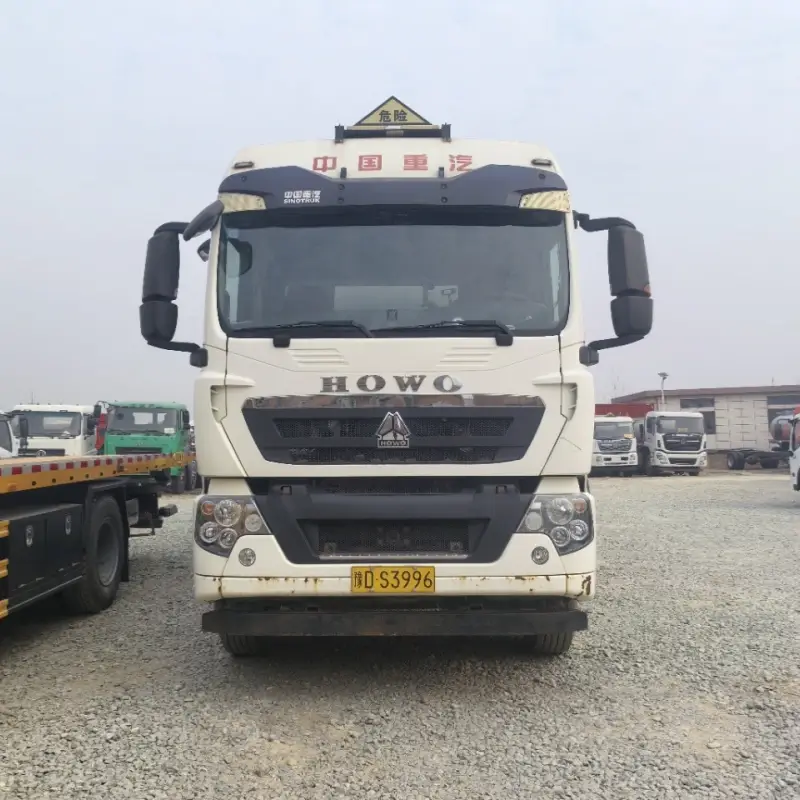 HOWO 8x4 Fuel Tanker Trailer for Sale